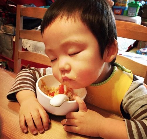 双语囧研究:吃饭时放什么音乐可以影响食欲 双语囧研究:吃饭时放什么音乐可以影响食欲