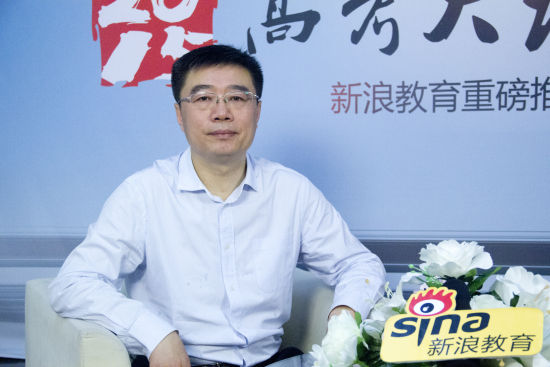 吉林大学招生办主任刘鹤老师 吉林大学招生办主任刘鹤老师