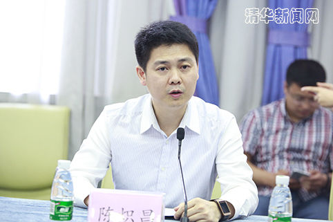 广东全通教育股份有限公司董事长陈炽昌讲话.记者 张宇摄