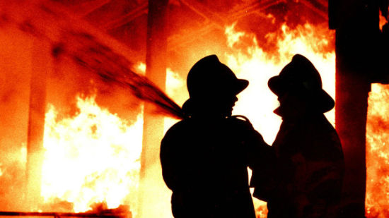 英文短语Putting out fires 灭火救场 英文短语Putting out fires 灭火救场