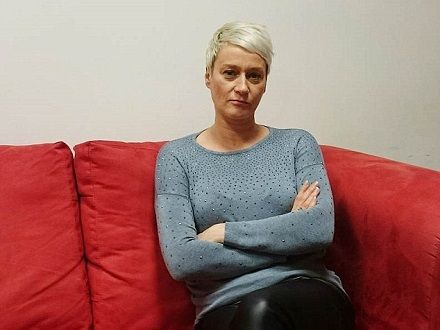 双语:英国女子写差评遭索赔12万英镑(图) 双语:英国女子写差评遭索赔12万英镑(图)