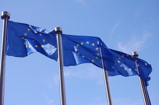 资料图：欧盟旗帜