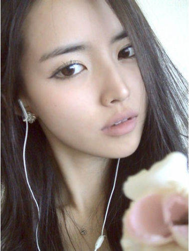 美女教师李娜永。 美女教师李娜永。