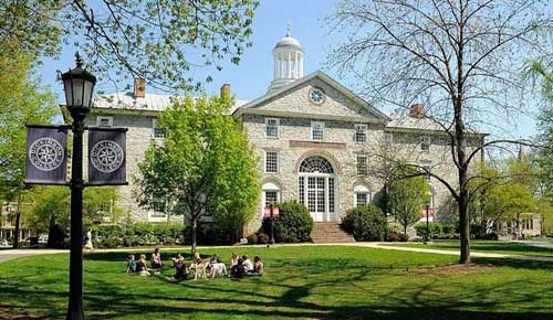 小留学生爱扎堆不融入 美国高校犯愁