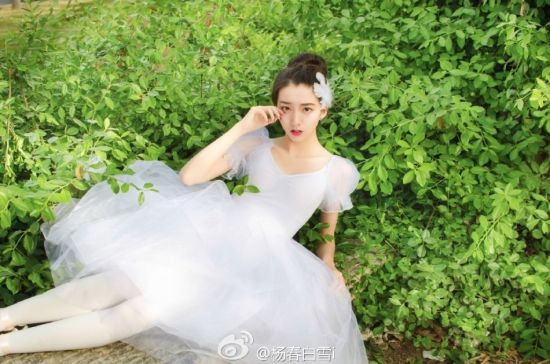 武大校花唯美写真 温柔婉约演绎精灵美 武大校花唯美写真 温柔婉约演绎精灵美