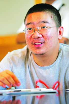 2007高考各省男状元(照片) 湖北高考成绩理科略有提高文科整体下降(图)