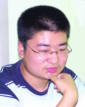 2007高考各省男状元(照片) 湖北高考成绩理科略有提高文科整体下降(图)