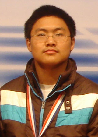 2007高考各省男状元(照片) 新疆高考成绩揭晓理科第一名723分(图)