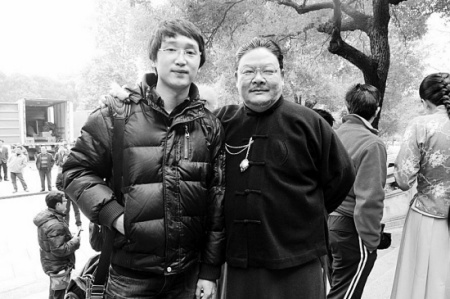 林雪和本报记者合影 林雪和本报记者合影