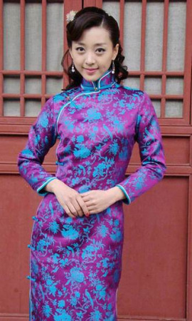 姜鸿《黑玫瑰》变身泼辣女特工 挑战另类角色