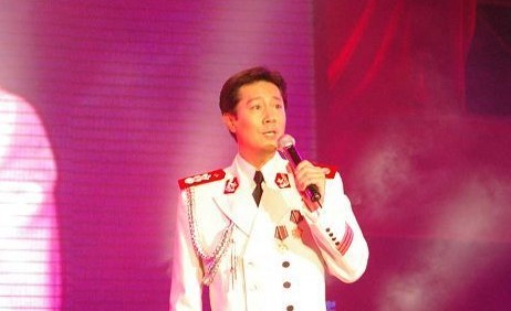 蔡国庆 蔡国庆