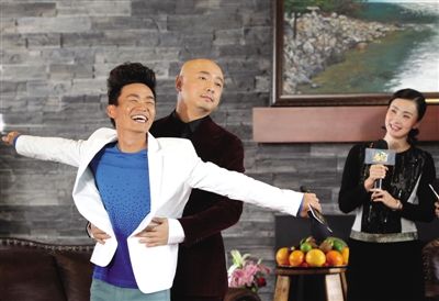 徐峥与王宝强现场"秀恩爱,令一旁的陶虹"羡慕嫉妒恨.