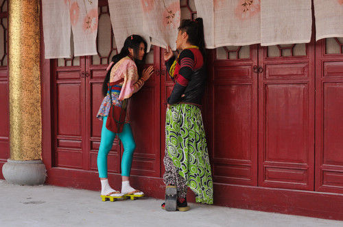 《唐朝浪漫英雄》健美裤混搭_手机新浪网