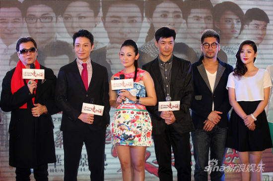 15日下午,编剧兼制作人简远信携主演李宗翰[微博],张咏棋,唐艺昕,张迪