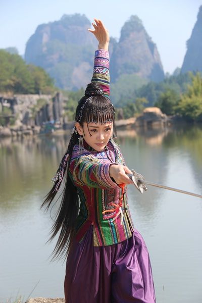 张定涵《<em>新甘十九妹</em>》闯江湖 - <em>手机</em>新浪网