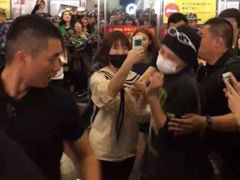 权志龙女粉丝险遭推倒