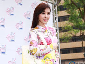 视频：47岁萧蔷透视装