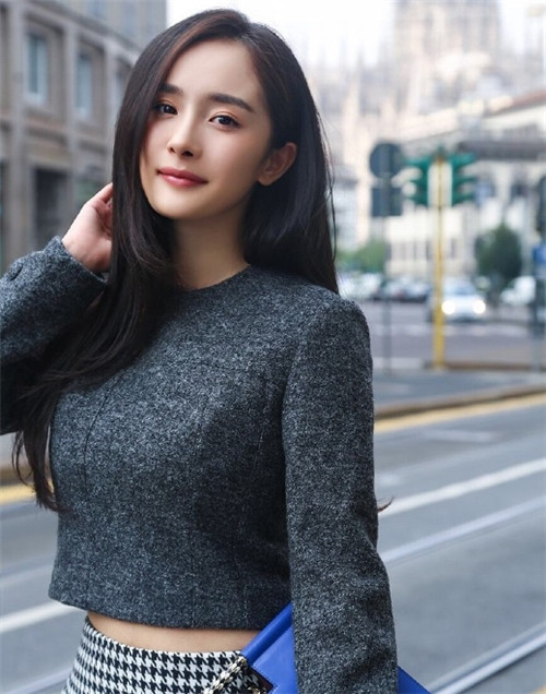 杨幂美照盘点逆生长似少女