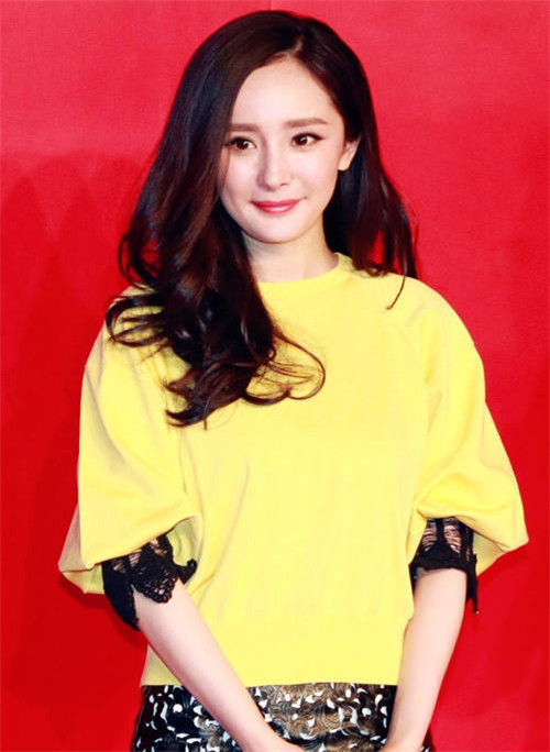 杨幂美照盘点逆生长似少女