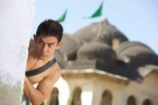 “印度的良心”阿米尔·汗:用电影改编国家,为保护儿童出庭作证