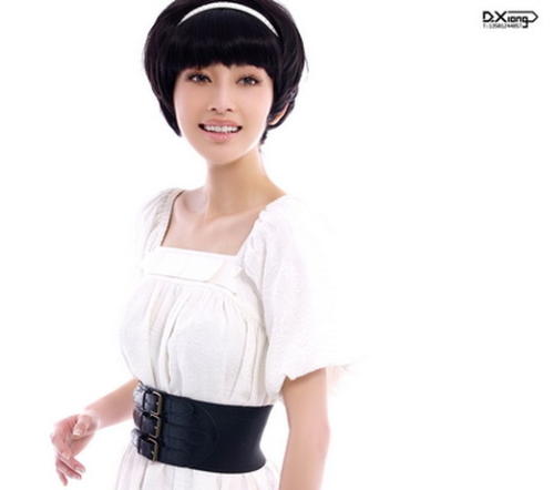 资料图片：“岩女郎”张俪精彩写真(5)