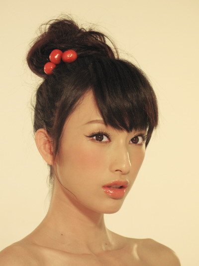 资料图片：“岩女郎”张俪精彩写真(6)