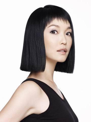 资料图片：新加坡女星范文芳最新写真