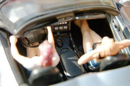 资料图片:经典电影《末路狂花》主角模型(2)