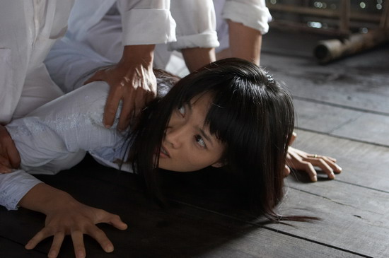 资料图片:韩国恐怖片《Muoi》精彩剧照(39)