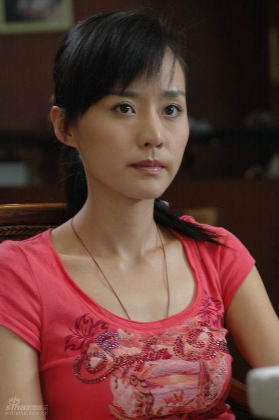 李冰饰演狄雪菲