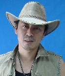 资料图片:《终极一家》定装照-那维勋饰叶思仁