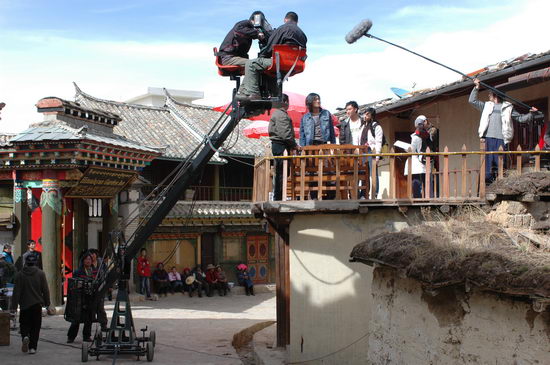 资料图片:电影《为了爱》剧照(35)