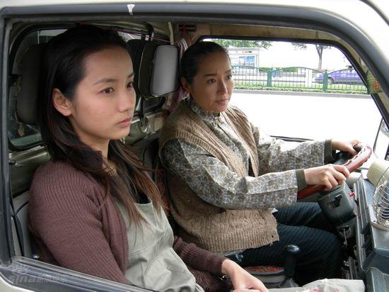 资料图片:《谁怜天下慈母心》第三批剧照(86)