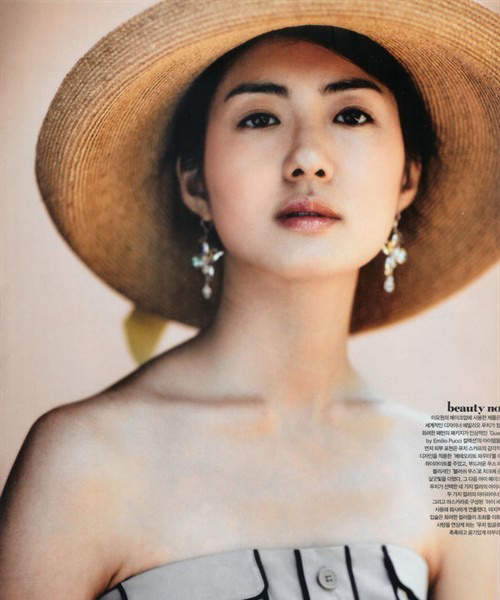 资料图片:韩国演技派女星李瑶媛写真(10)