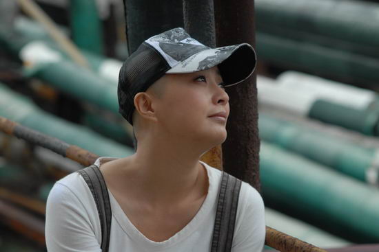 资料图片:电视剧《光头美女》精彩剧照第二批美女与野兽2d图片
