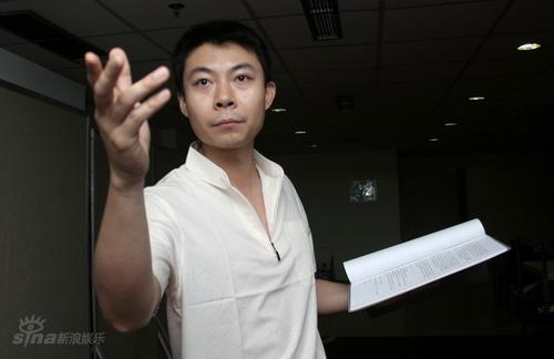 资料图片:舞台剧《敦煌》-斯坦因扮演者郭笑