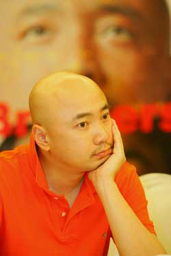 徐峥演《兄弟》李光头入戏太深脾气变暴躁(图)