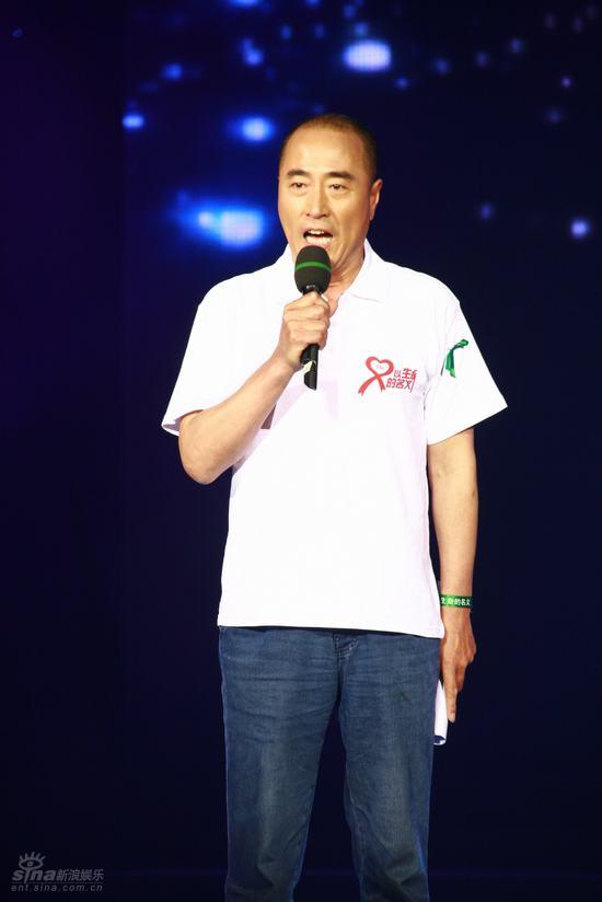 好男人杨立新变"坏 塑造最复杂的周朴园(图)