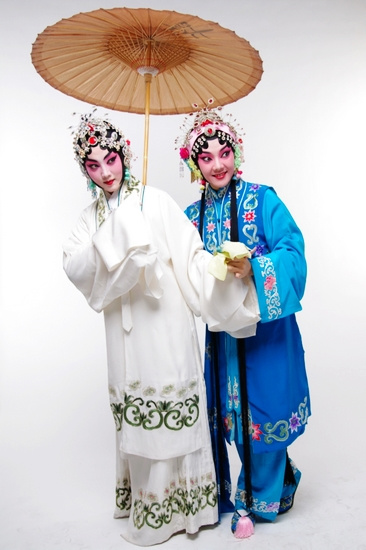 简单介绍一下京剧,简单介绍一下京剧的特点