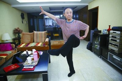 杨少春是家族第四代武生,继他之后,杨家就再也没有武生接班人了