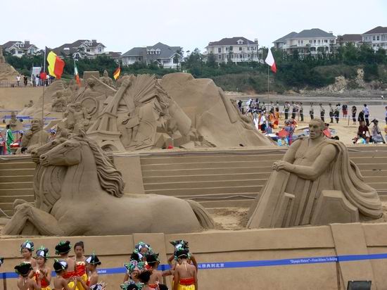 图文: 舟山国际沙雕节开幕-希腊风格沙雕