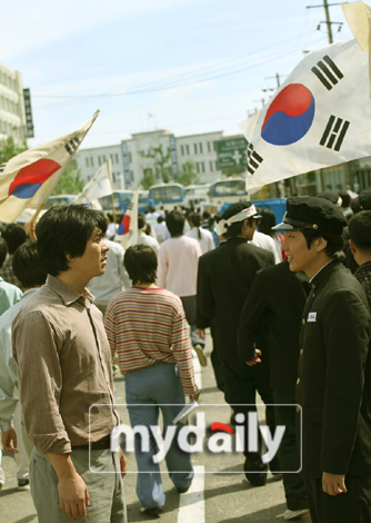 �������ļ��ڡ�����������4������Ӱ̳����Ծ�