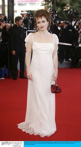 ���ϣ�Ӣ��Ů�Ǻ�����-����ķ-���ؼ��