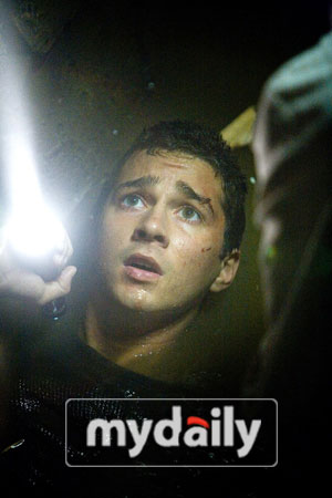 《后窗惊魂》韩国票房夺冠 韩片拱手让宝座(图