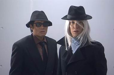 琴酒(右)和他的“马仔”伏特加(左)