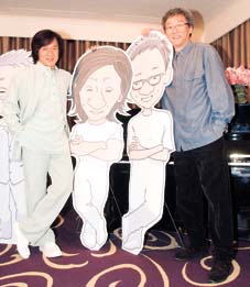 ������̨�嵼����²�Я�ֺ����Ƴ���ͨƬ(ͼ)