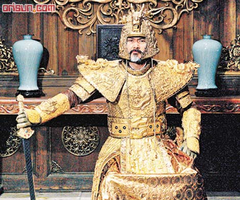 周润发穿"黄金盔甲"当做运动 戏服过千万(图)