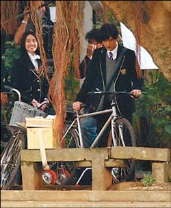 �ܽ���ִ����Ƭ������˵�����ܡ�����ҹ��(ͼ)