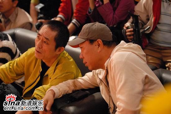 ����ı�ƶ�64������˹��Ӱ�ڿ���ΰƽ֧��(ͼ)