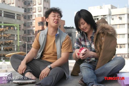 《每当变幻时》陈奕迅杨千嬅吃蛋糕险哽死(图